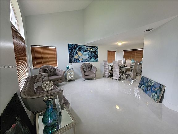 4th image of 13732 SW 179th Ter #0