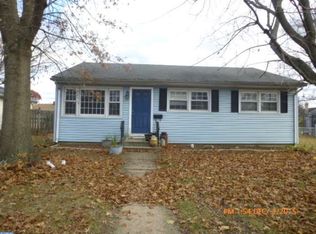 15 Tudor Dr, Hamilton, NJ 08690