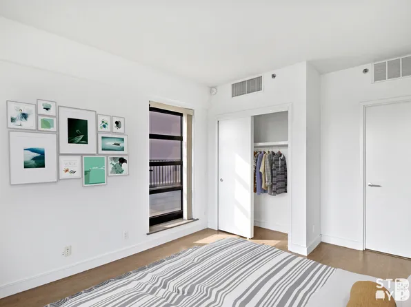 194 21st Street image 7 of 20