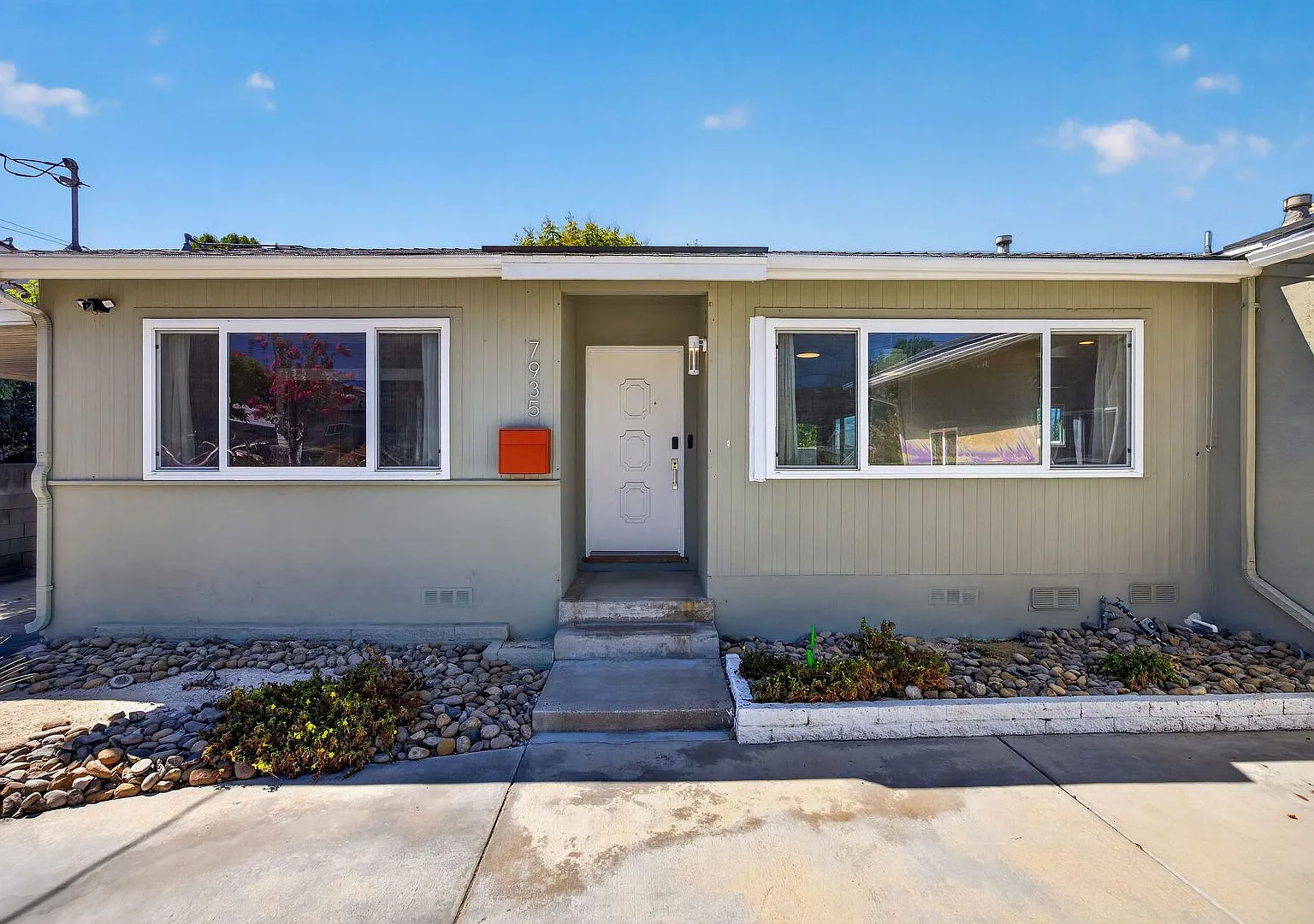 Charming La Mesa Residence with Private Outdoor Space — Photo 3