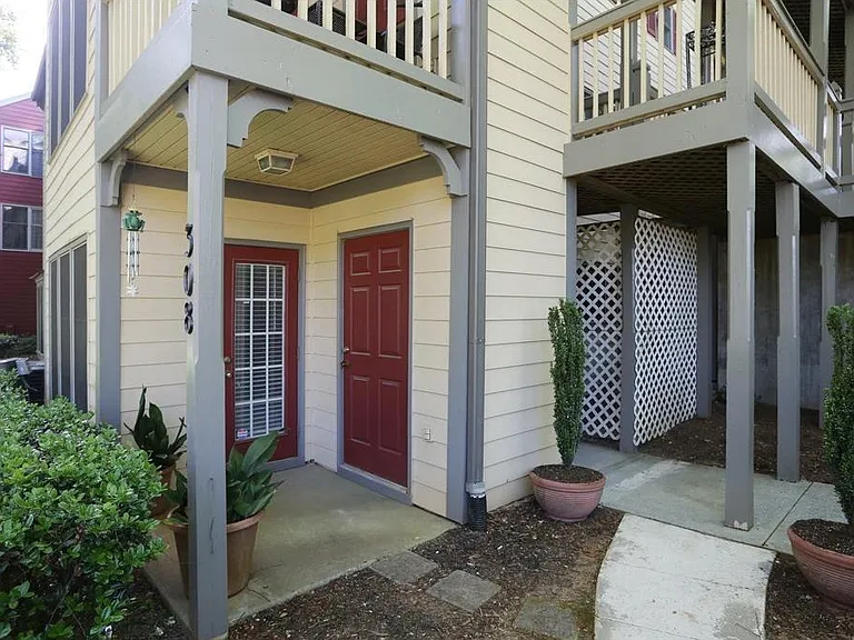 308 Hollyfax Cir — Photo 13