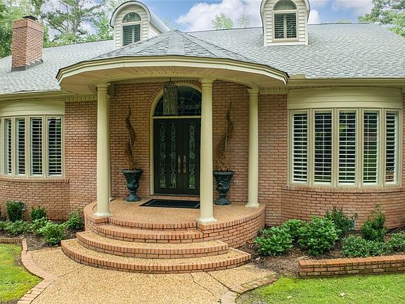 2nd image of 1 Ridgeland