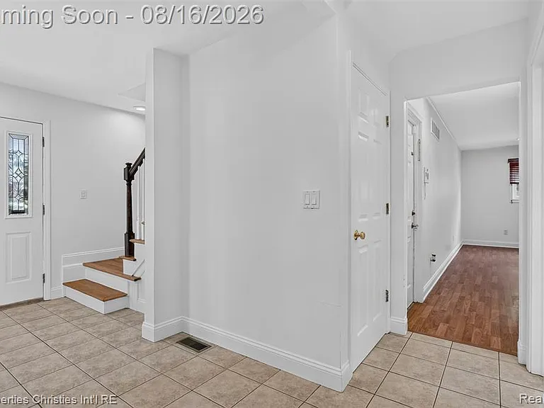 2834 Rossmoor Cir — Photo 12