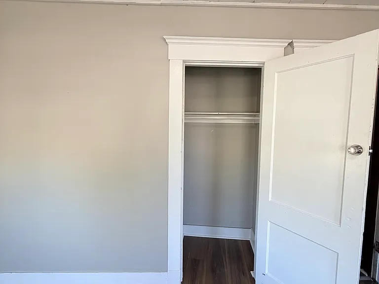 401 Sherman Ave #6 — Photo 8