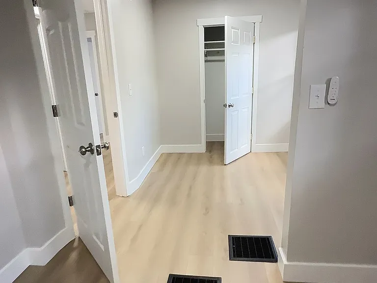 508 N Lincoln St — Photo 12