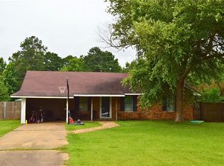 120 Conly Dr, Pineville, LA 71360