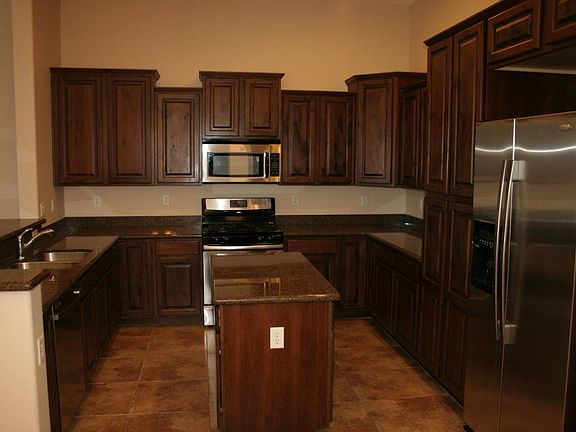 4th image of 3936 W Salter Dr