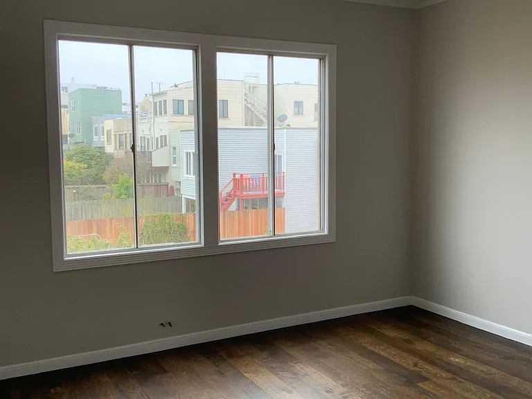 2929 Irving St — Photo 11