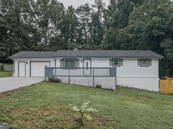 3313 Stoneybrook Dr, Douglasville, GA 30134