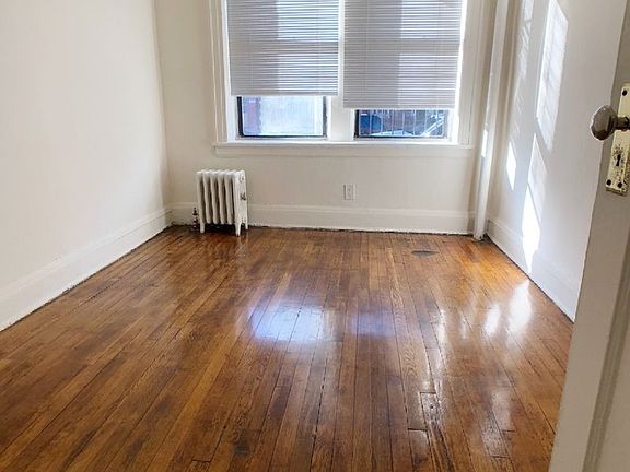 4th image of 4545 40th St APT 1F