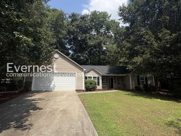 908 Castle Ct
