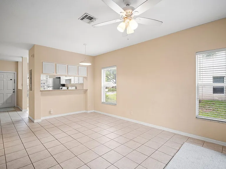 8219 Pacific Beach Dr — Photo 12