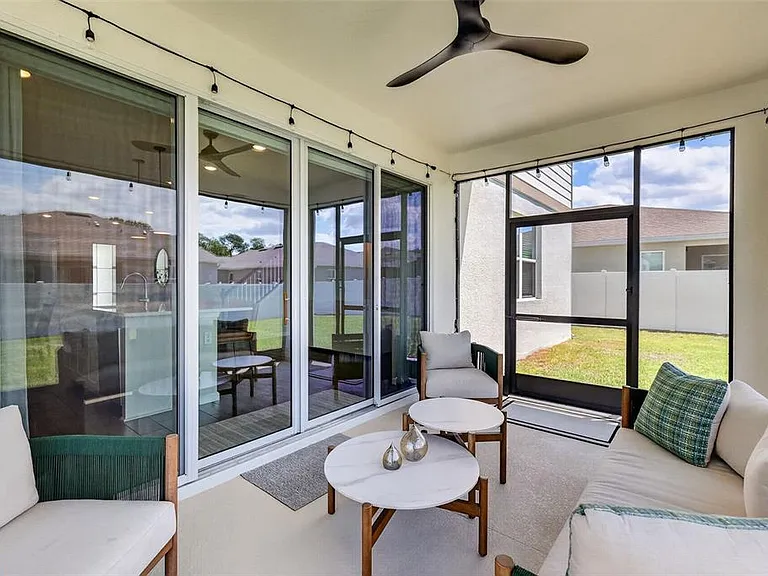 3710 Malad Way — Photo 32