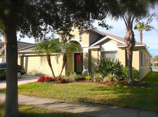 19013 Fishermans Bend Dr, Lutz, FL 33558