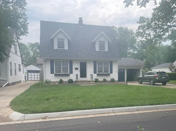 1418 SW Campbell Ave, Topeka, KS 66604