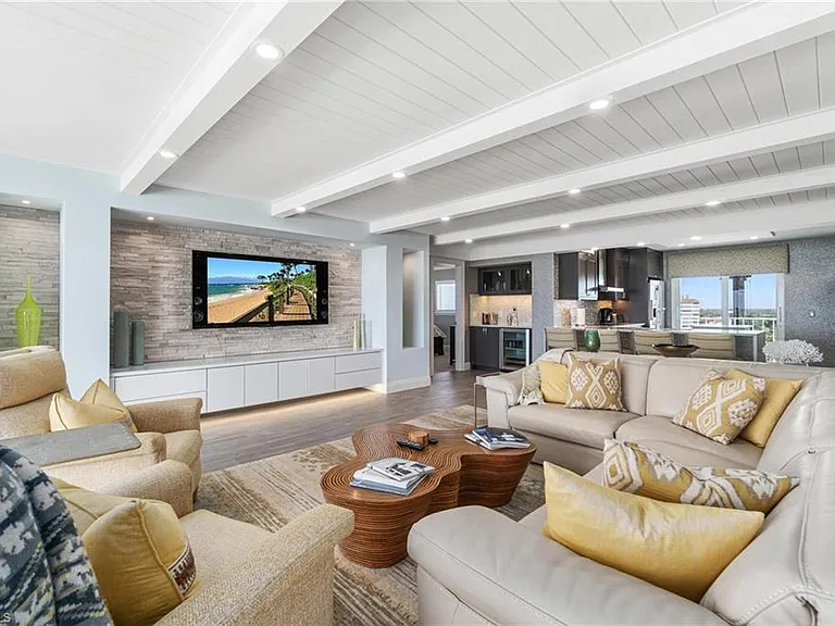 9051 Gulf Shore Dr #Penthouse 3 — Photo 5
