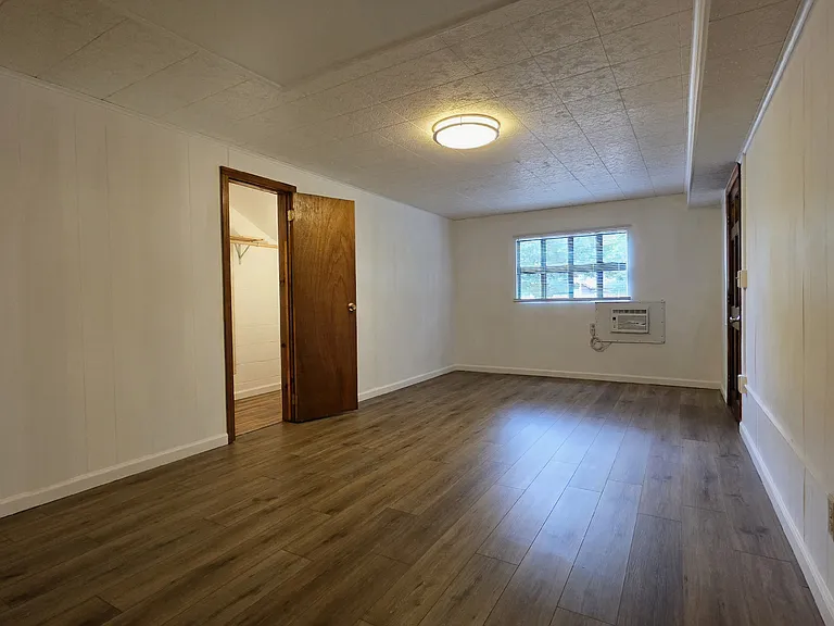 1517 N Miller Blvd — Photo 25