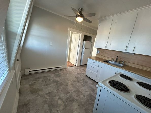 84 South St #301, Biddeford, ME 04005