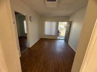 120 Iowa Ave APT B, Riverside, CA 92507
