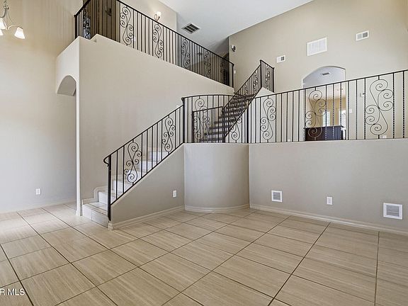 5th image of 3000 Park Creek Pl