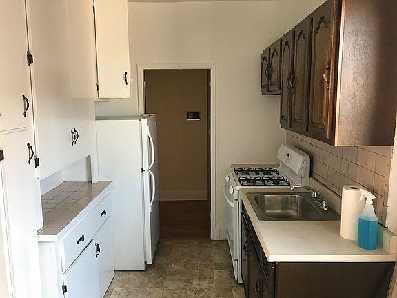 2nd image of 4732 41st St APT 4