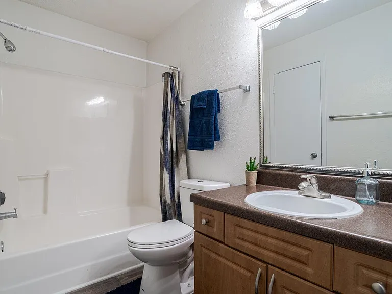 St. Andrews Commons Apartment Homes — Photo 10