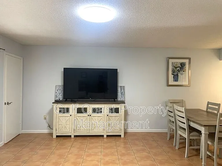 4574 Ringwood Mdw — Photo 14