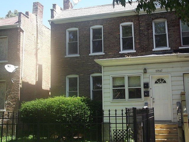 1st image of 10547 S Corliss Ave #2