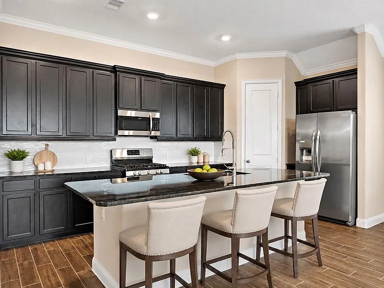 2403 Madera Landing Ln — Photo 8