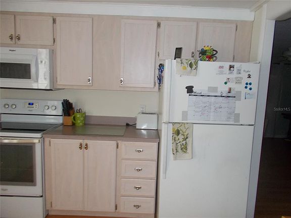 5th image of 5004 Palena Blvd