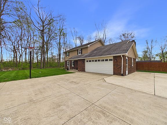 3rd image of 3927 Colbrook Rd