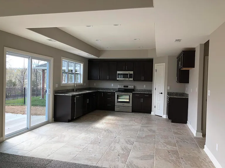 7414 Pemberton Dr — Photo 2