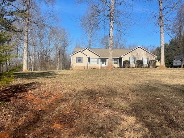 180 Cherry Blossom Ln