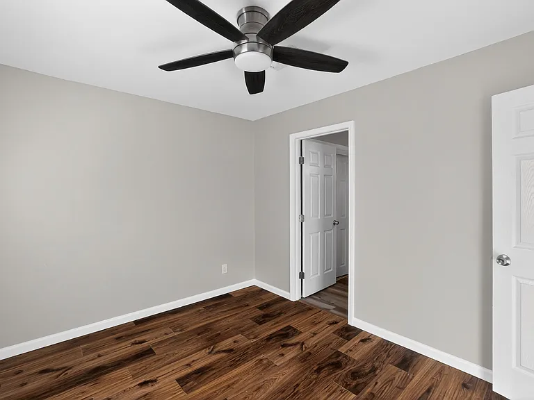3681 Lynn Dr — Photo 25