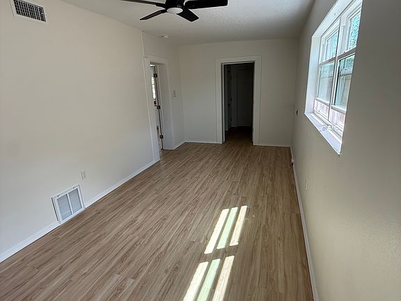 4th image of 2464 Old Mobile Ave #A