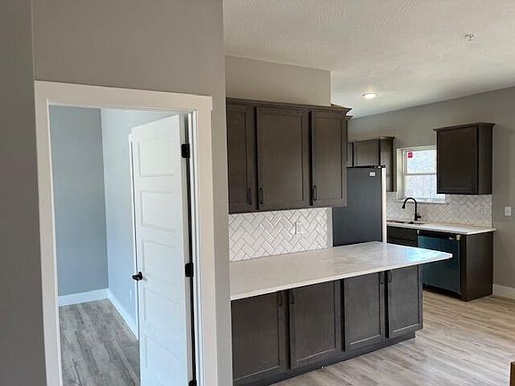 4th image of 64 Westward Way