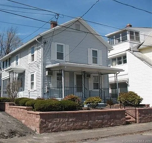 24 Lewis Street - 1 — Photo 1