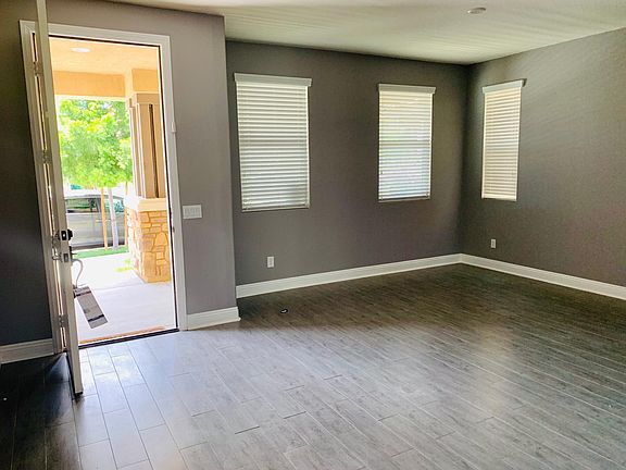 Owner is willing to convert the downstair open space back to a room.