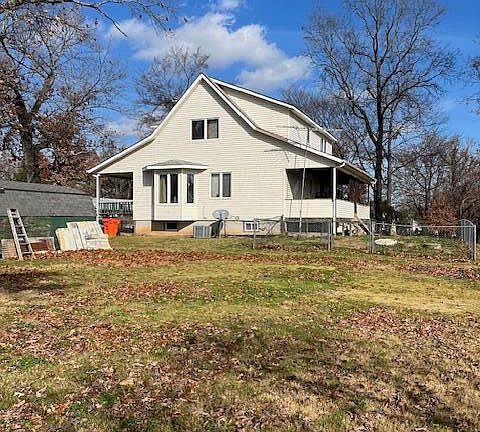 3rd image of 27274 Hickory Drive