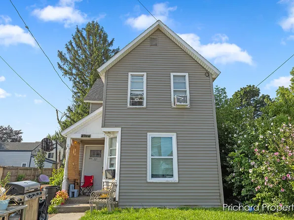 820 4th St NW, Grand Rapids, MI 49504