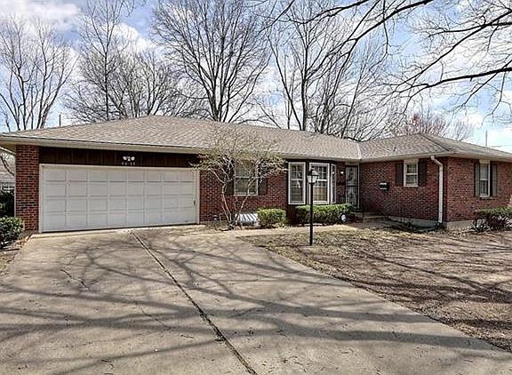 2nd image of 9035 Newton Dr
