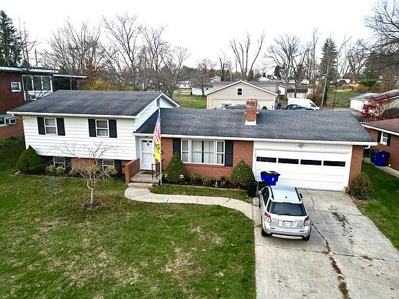 2nd image of 452 Belleview Ave