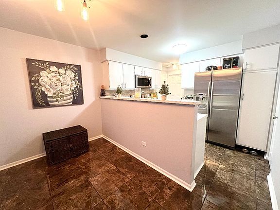3rd image of 2519A E Hunter Dr