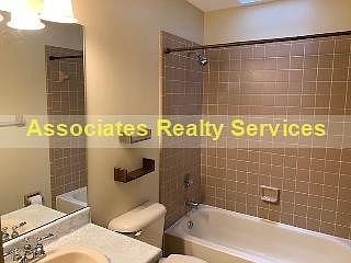 5th image of 119 SW 75th Ter