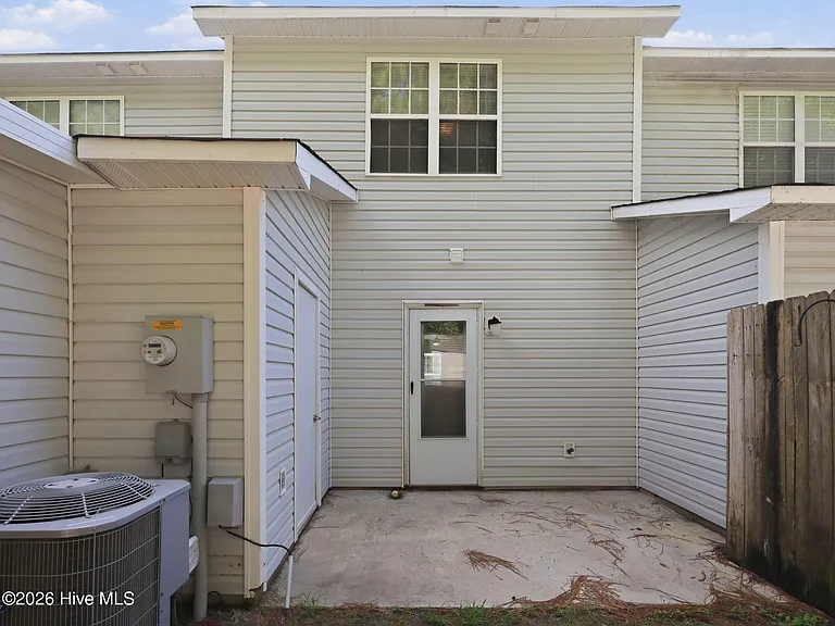 107 Spring Meadows Cir — Photo 14