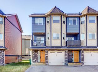 869 NE Mount Sundance Mnr W, Lethbridge, AB T1J1X5