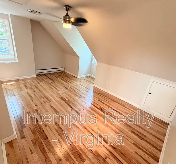 7104 Triad Way — Photo 14
