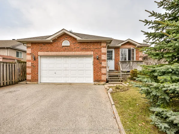 42 Hanmer St E, Barrie, ON L4M 6V1