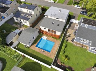 1138 Mayfair Dr, Rahway, NJ 07065