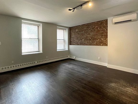 2nd image of 3 E 124th St APT 1